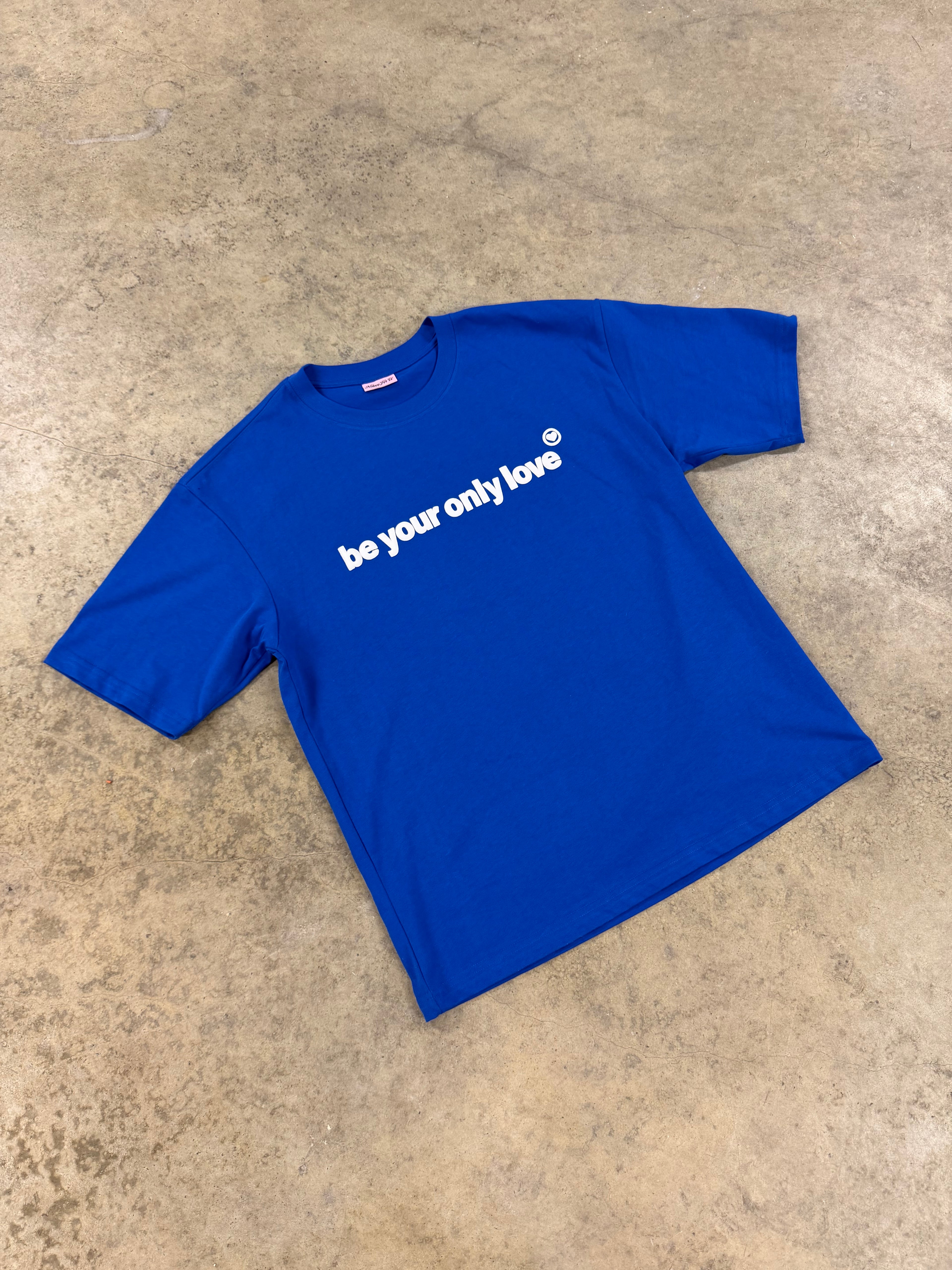 Bluff tee